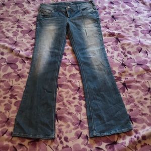 Amethyst jeans sz 11 women’s good condition! Cute